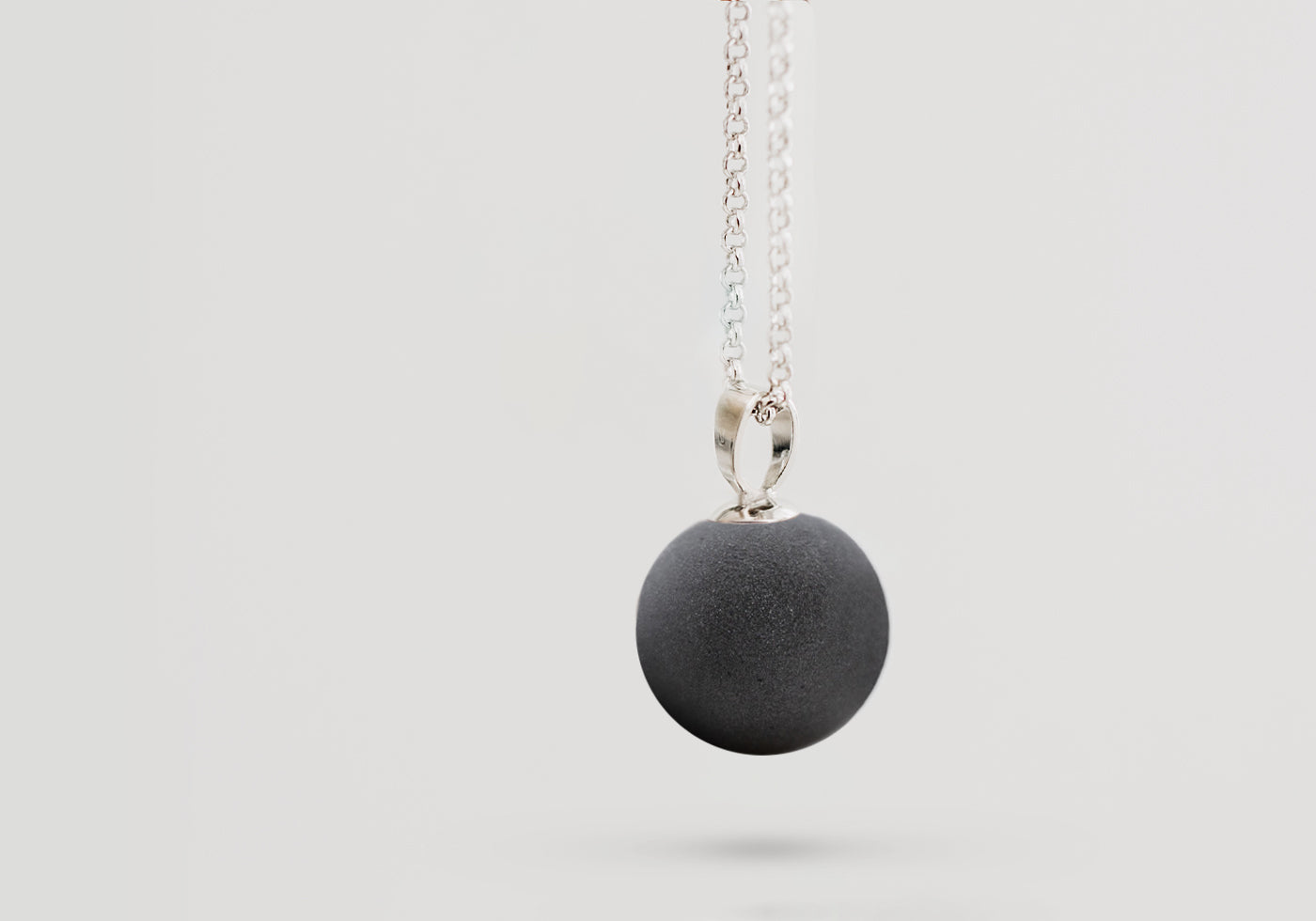 Perle mit Seele - BLACK VULCANO silver