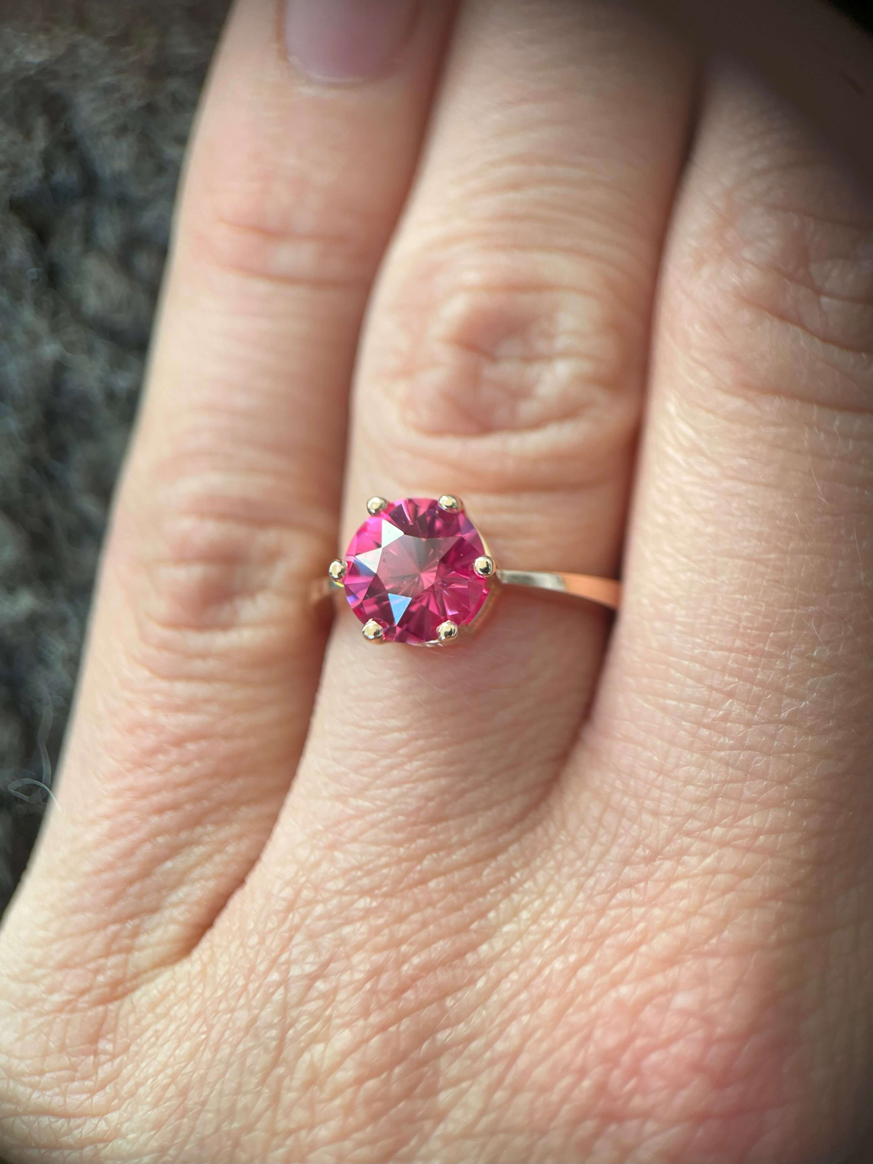 Verstorbene loslassen und mit Erinnerungsschmuck bewahren